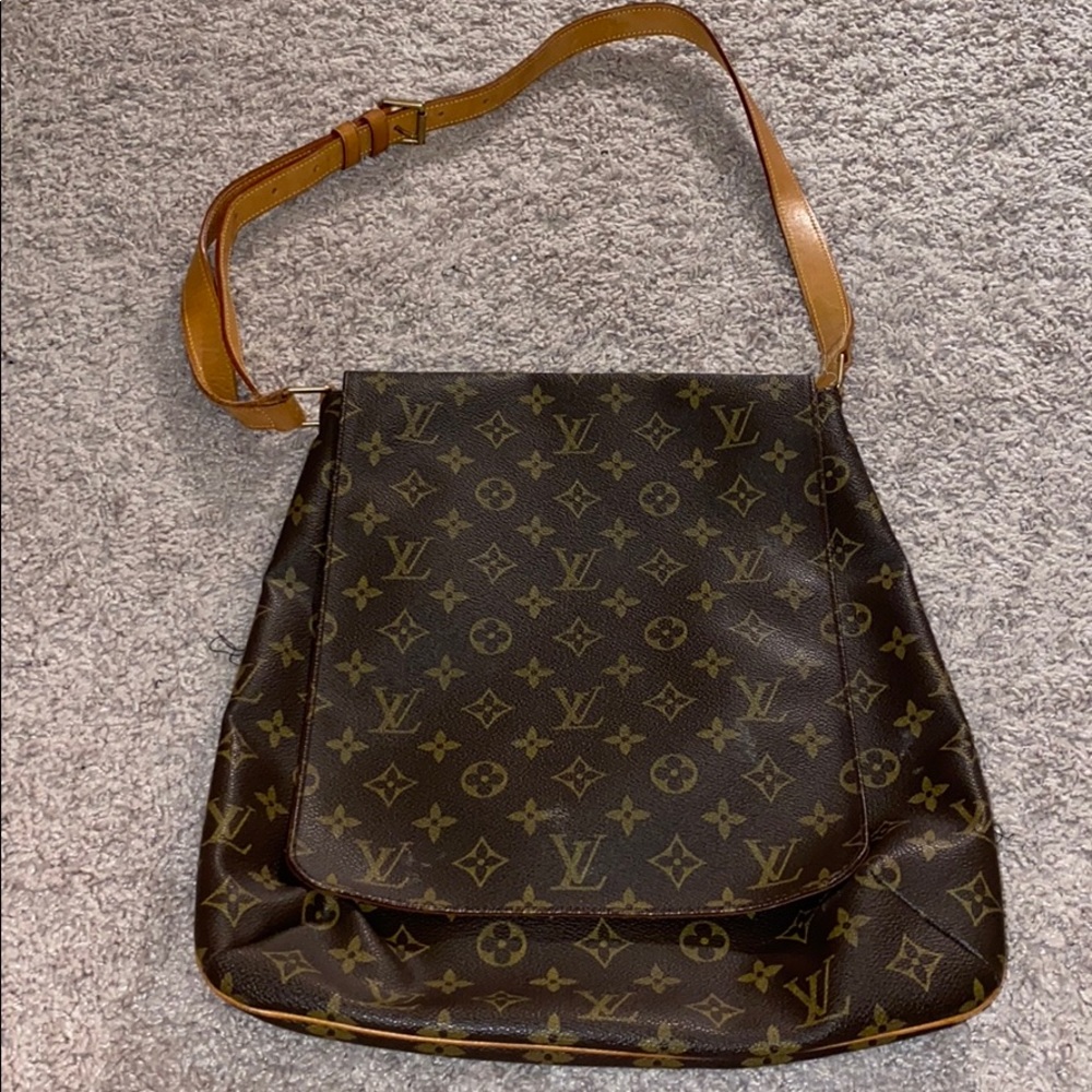 Authentic Vintage Louis Vuitton Messenger Bag